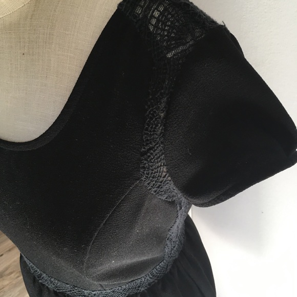 Mini black dress by Pins and Needles size 4 - Picture 3 of 6